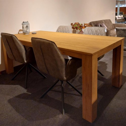 Eetkamertafel Koos toonzaal