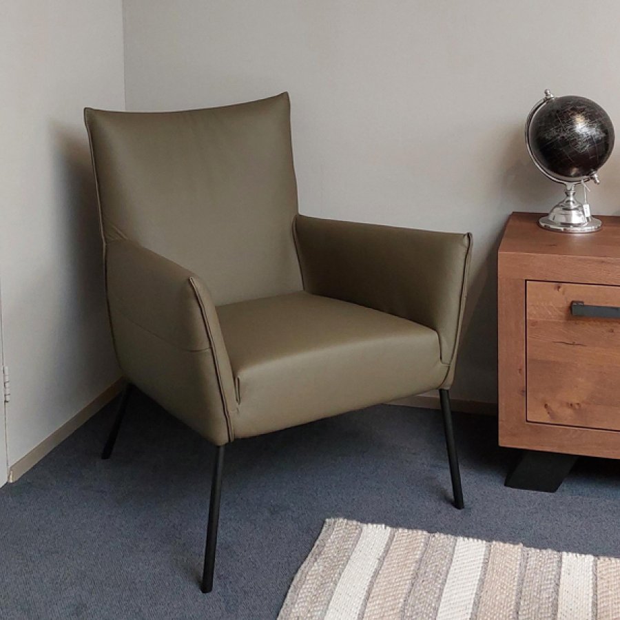 Fauteuil Cosy laag toonzaal